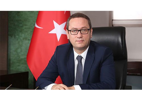 Mesafeni koru, tedbirini al